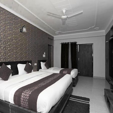 Oyo 11877 Royal Residency Hotel New Tehri Luaran gambar